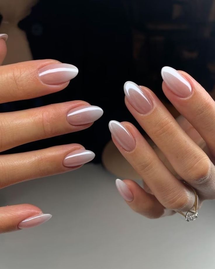 Weiße Chrom Ombre Nails French Tipp