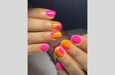 23 mutige kurze Sommernägel Idee für einen schicken minimalistischen Look 4 Heiße Nagelstile, kurze Sommernägel, Orange und rosa Nageldesigns