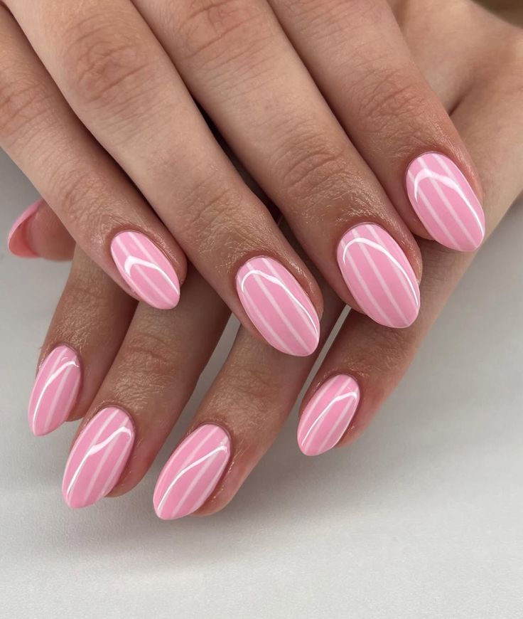 Pink Candy Stripe June Nägel